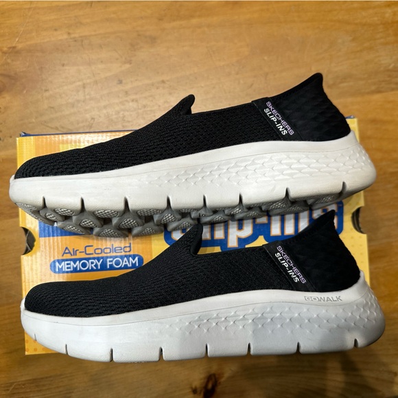 Skechers Slip-ins: GO WALK Flex - Relish-Black, Women’s size 7 - Picture 5 of 8